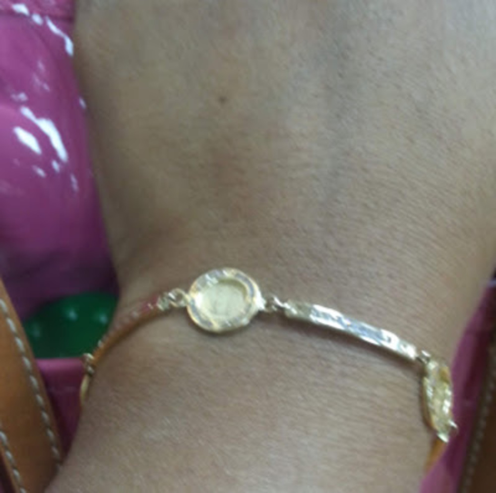 Meet your Posher, Ada